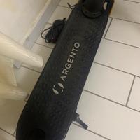 Monopattino eletrico argento 1210 comfort