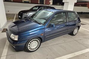 clio 1.8 16v 