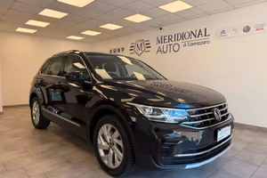 Volkswagen Tiguan 2.0 TDI 150 CV SCR DSG Elegance