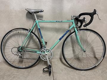 BICI DA CORSA BIANCHI VENTO 603