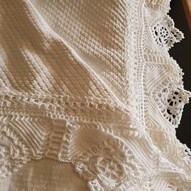 Copriletto matrimoniale in piqué bianco 240x270 cm