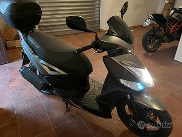 Scooter kymco