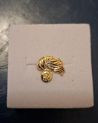 spilla pin fiamma carabinieri gialla