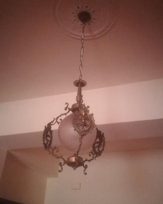 Lampadario stile liberty