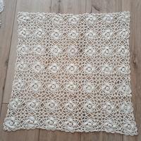 tovaglia o copri tavolo uncinetto 