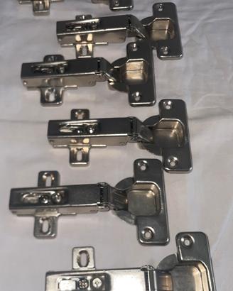 Cerniere per mobili “Salice”