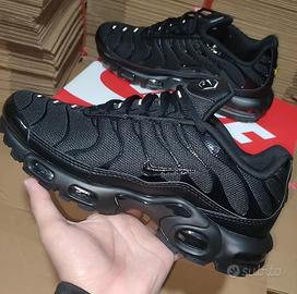 Nike Air Max Plus Triple Black EU 44