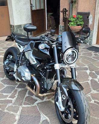 NineT Special full carbon
