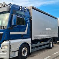 Camion scuola guida man tgx + rimorchio