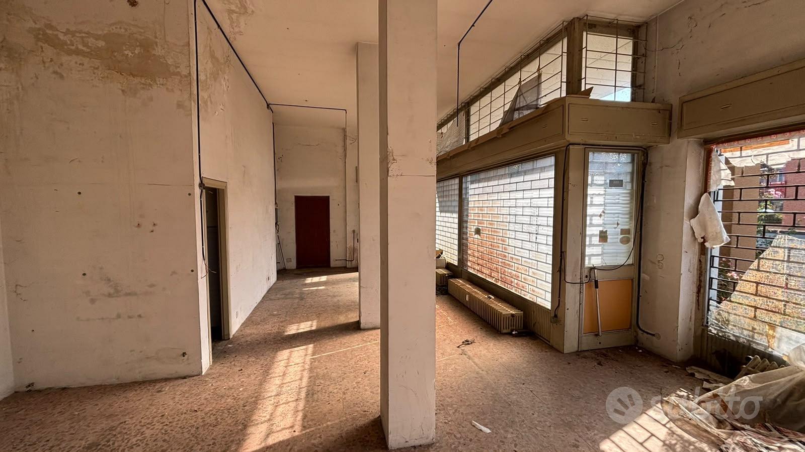 Cossato 80 mq, cambio d’uso, cantine e parcheggio - Vista 4