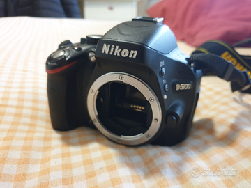 Nikon D5100 + 2 obiettivi
