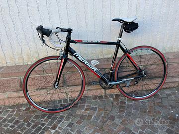 Splendida bici da corsa Merida Road Race 903