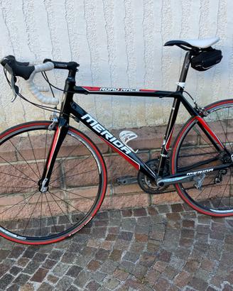 Splendida bici da corsa Merida Road Race 903