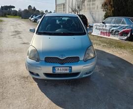 Toyota Yaris 1.4 D-4D DPF 5 porte Sol