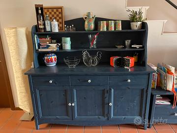 Credenza