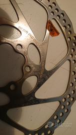 Coppia Dischi Shimano SM-RT56-M 180 mm