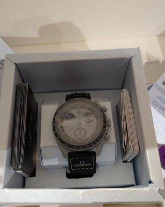 Omega swatch mission to earthphase