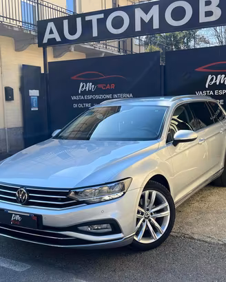 VOLKSWAGEN Passat Variant 2.0 TDI SCR EVO DSG Ex