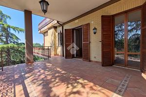 4 LOCALI A GALLICANO NEL LAZIO