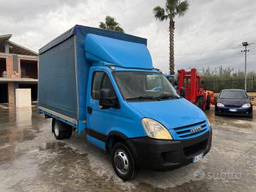 Trattore iveco Daily 35c10 cassonato telonato 4 me