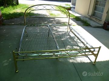 Letto in ottone, "Vintage"