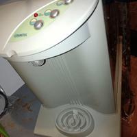 EROGATORE REFRIGERATORE SOPRA LAVELLO  ACQUA JET