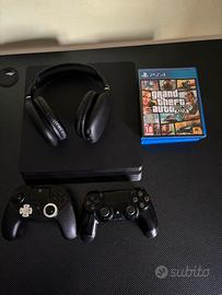 PS4 Slim + controller + giochi + cuffie 