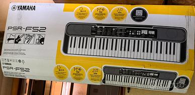 Pianola Yamaha PSR F52