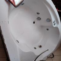 vasca idromassaggio 
