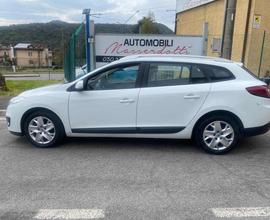 RENAULT Megane Mégane 1.6 16V SporTour Wave