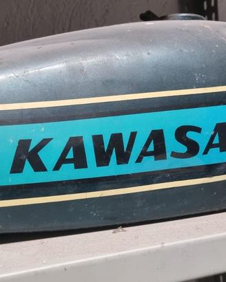 Serbatoio Kawasaki KH400