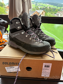Scarpone trekking