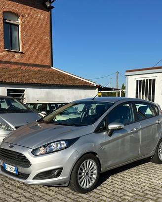 Ford Fiesta 1.5 TDCi 75CV 5 porte Titanium