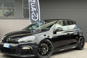 VOLKSWAGEN Golf 2.0 TSI 4mot. DSG 5p. R