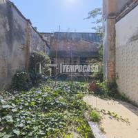 AMPIO TERRACIELO DA RISTRUTTURARE CON GIARDINO IN