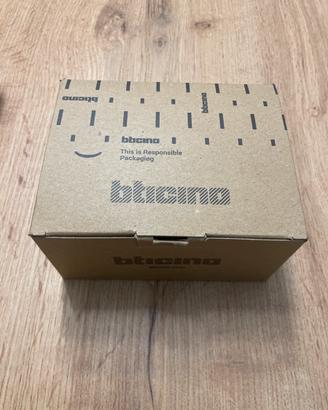 Materiale bticino living now Bianco