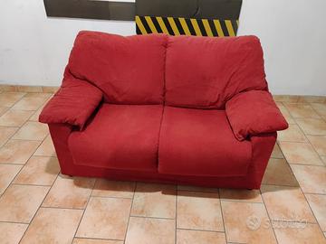 Divano rosso 2 posti