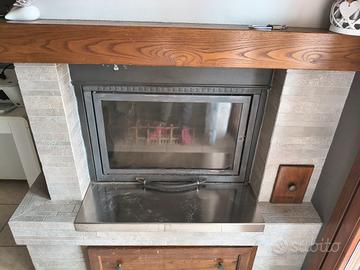 termocamino Idro a legna 