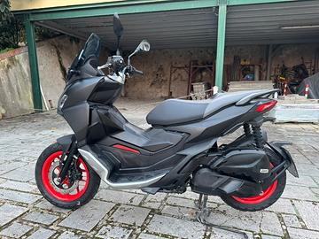 Aprilia SR GT 125