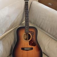 chitarra acustica Guild D-140 da 800 a 590