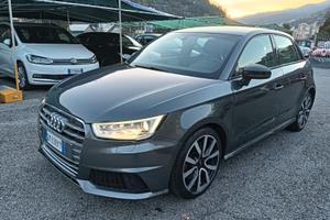 Audi A1 S1 2.0 TFSI quattro