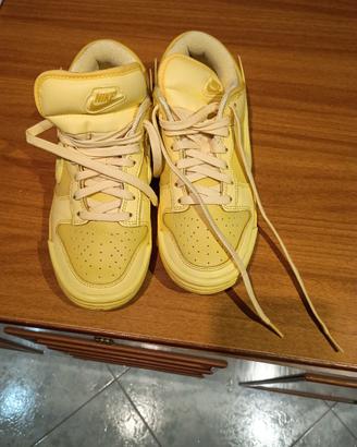 scarpette Nike dunk TWIST Saturn Gold soft Yellow 