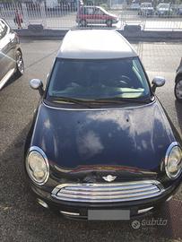 MINI CLUBMAN COOPER D
