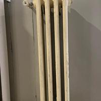Termosifoni in ghisa €50 cad uno