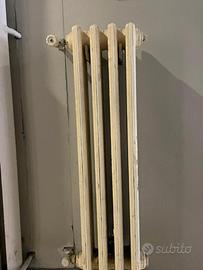 Termosifoni in ghisa €50 cad uno