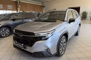 Subaru Forester 2.0i e-Boxer MHEV CVT Lineart...