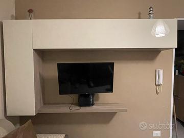 Parete attrezzata moderna