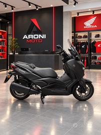 Yamaha X-Max 300