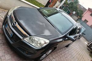 Opel astra h