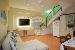 Appartamento - Acireale